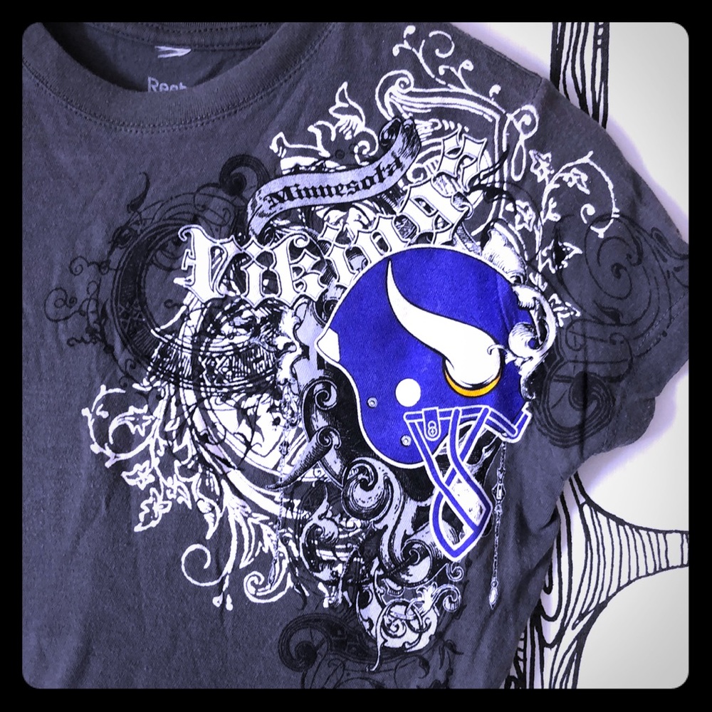 💜💛🏈 MN Vikings T-shirt 🏈💛💜